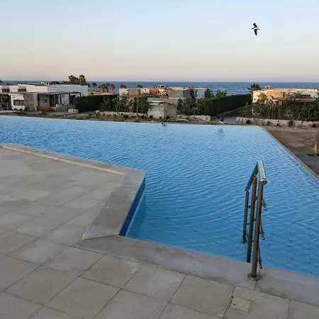 Sea & Golf Views 2Br Villa With Free Beach & Pool Access Hurghada Exterior photo